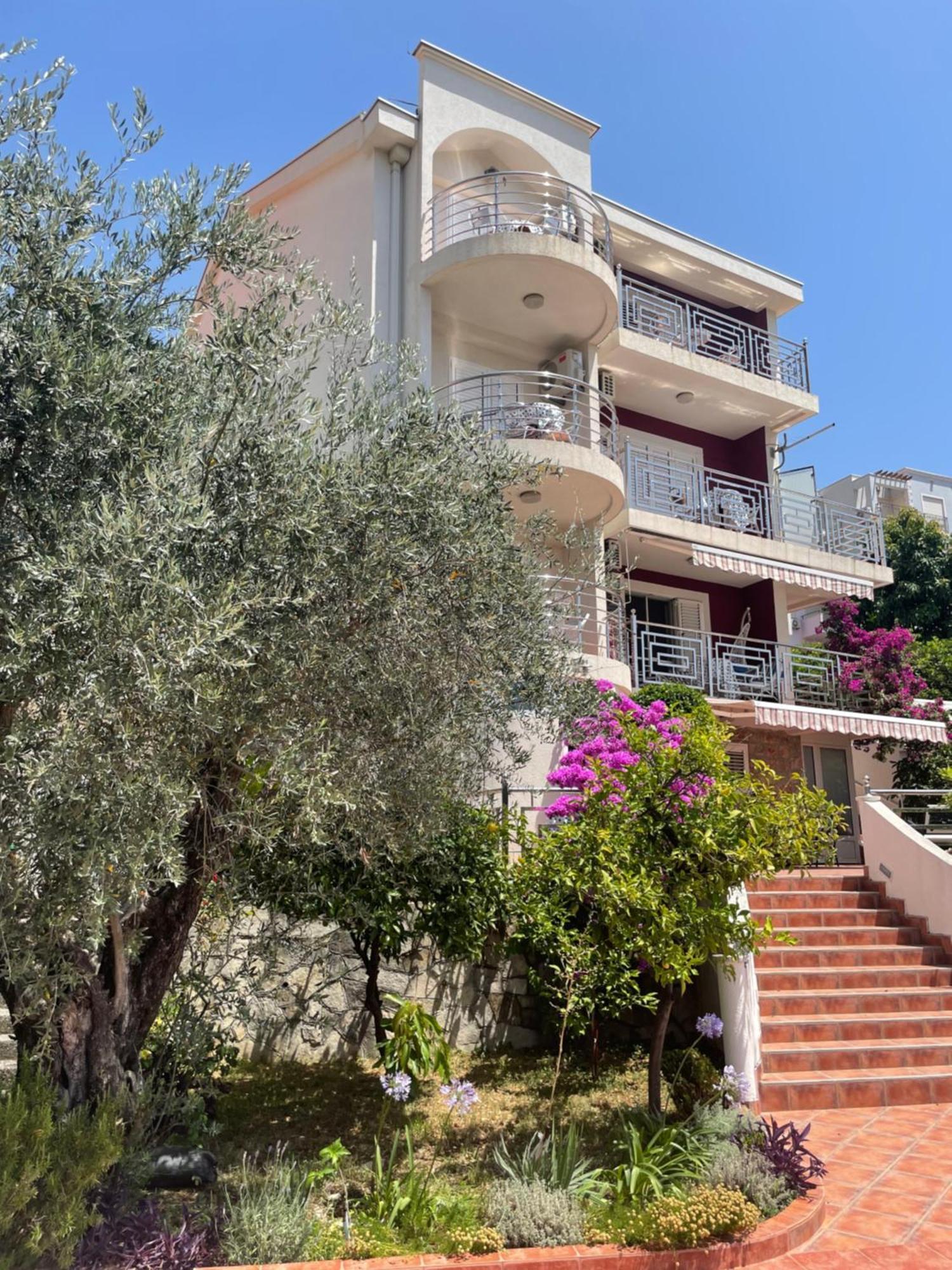 Apartmani Iva Becici Exterior photo